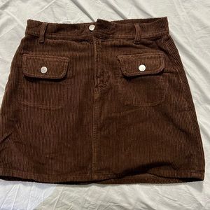 Reformation Skirt
Elia Patch Pocket
Corduroy Mini High-Waisted Cafe